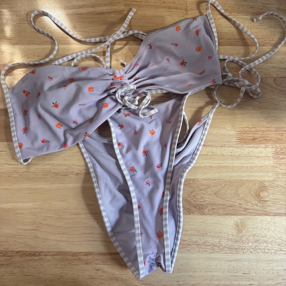 White Fox Boutiqueā Lavender Floral Bikini